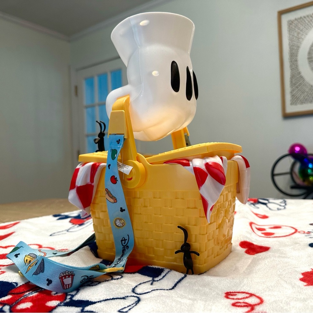 🍿Disneyworld Popcorn bucket Mickey & Minnie 🚂 Runaway Railway picnic basket